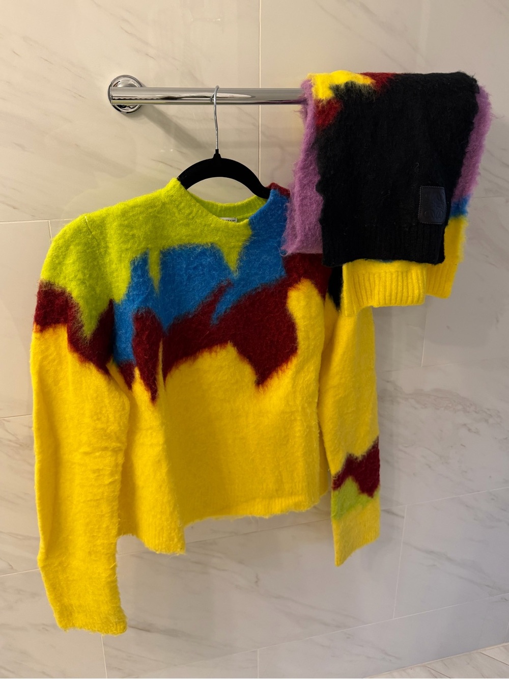 Loewe Wool Knit Multicolor Yellow Sweater with Matching Scarf - Picture 3 of 7